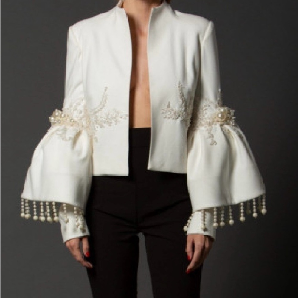 Elegant Women's White XXL Jacket with Pearl Detailing Flare Sleeves Embroidered - Picture 9 of 15
